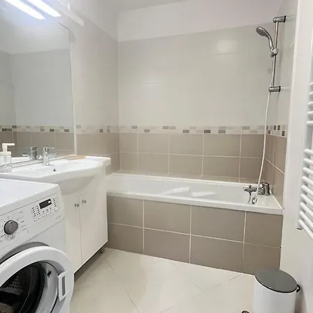 Figuerolles Moderne T3-300m Mer-plage-port-parking-3 Etoiles * La Ciotat