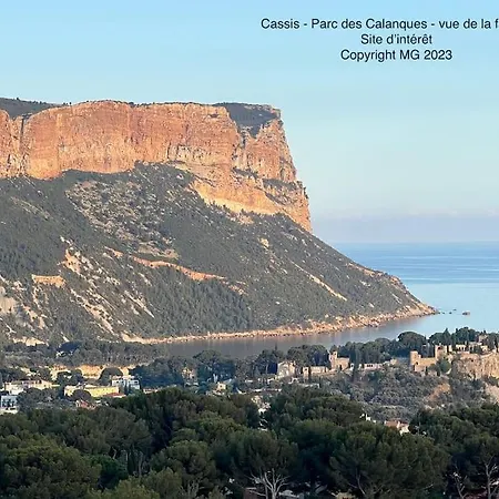 Apartment Figuerolles Moderne T3-300m Mer-plage-port-parking-3 Etoiles La Ciotat